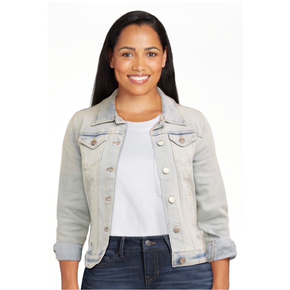NWT TIME AND TRU WOMENS DENIM JACKET SIZE XL